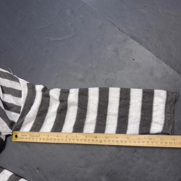 Eileen Fisher Organic Linen Striped Relaxe Top Gray White Boatneck Casual Mediu - Picture 9 of 10